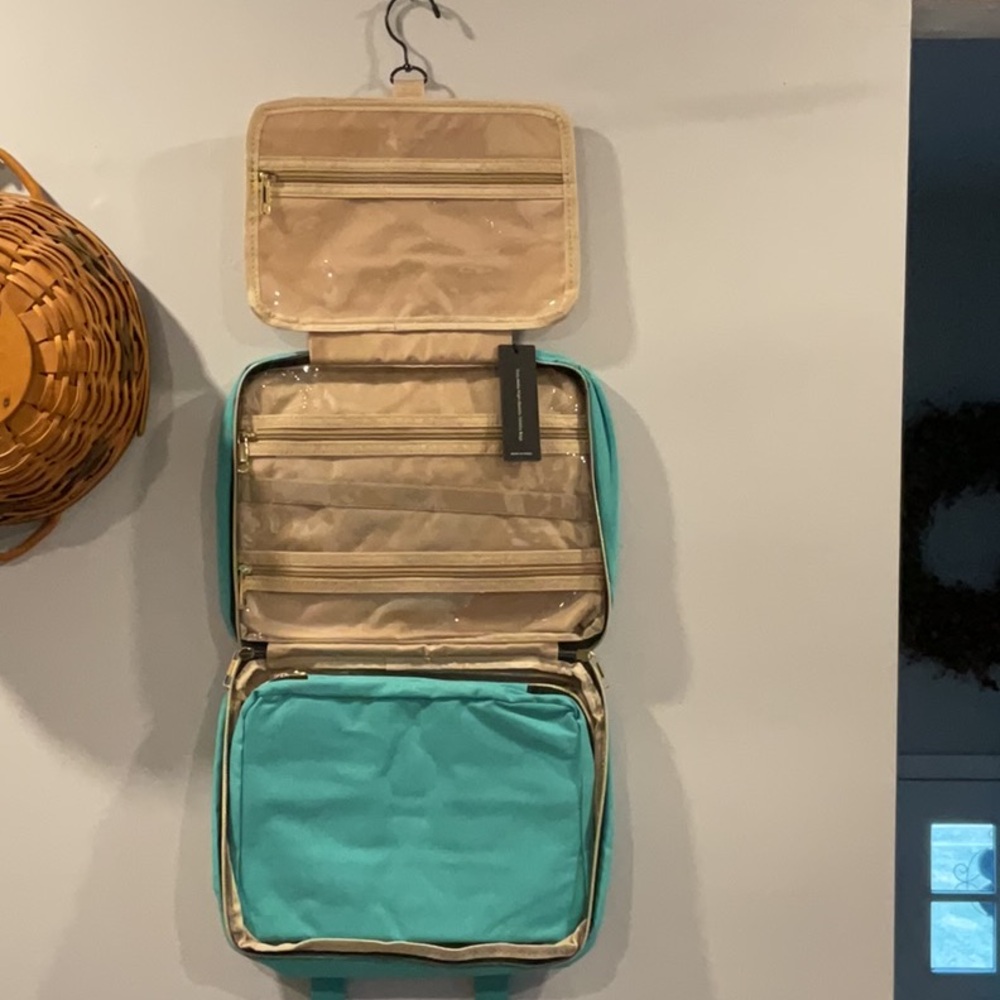 NWT travel case